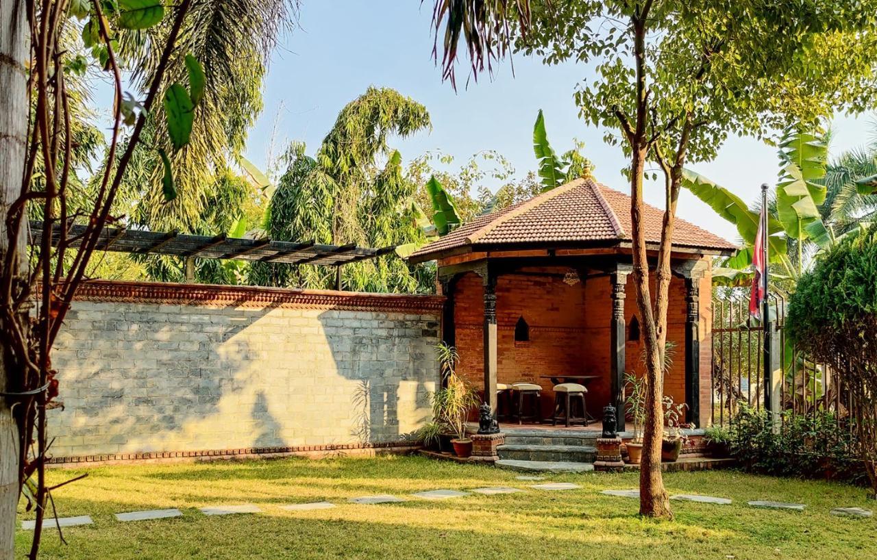 Hotel Ananda Inn Rummindei Exterior photo